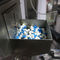 Agujeros farmacéuticos de la máquina de rellenar 400 de la cápsula para el polvo y las pelotillas