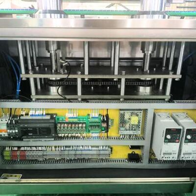 Máquina taponadora de tornillos automática de alta velocidad