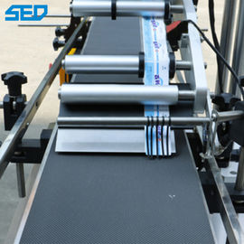 Máquina de etiquetado de superficies planas con adhesivo ajustable